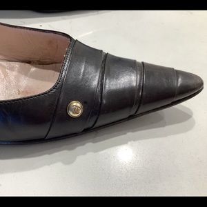 100% Authentic✅ CHANEL BROWN PUMPS size 38